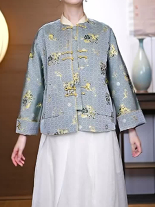 新中式女装2024春季新款时尚高端轻奢国风复古小众铜钱纹盘扣外套