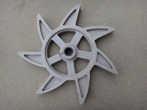 链条传动割晒机星轮拨禾轮收割机农机配件塑料轮子小麦水稻牧草