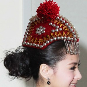 00彩云南168淘宝彩云南民族帽子彝族公鸡帽鸡冠彝族帽烟盒舞表演