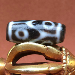 西藏密宗天珠 龟甲六眼天珠 真品至纯玛瑙玉髓 天然朱砂 包浆油润