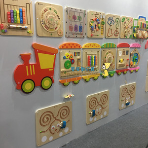 幼儿园走廊墙面玩具