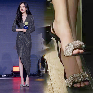 杨幂同款走路带风2022新款高跟水钻凉鞋一字带细跟性感时尚女鞋