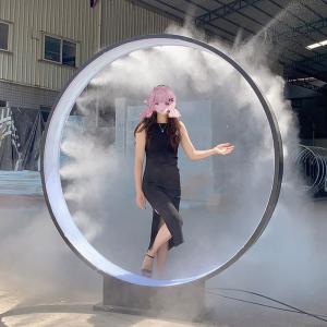 雾化烟雾门景观装置不锈钢雕塑夜市摆摊游乐设备网红户外水雾门