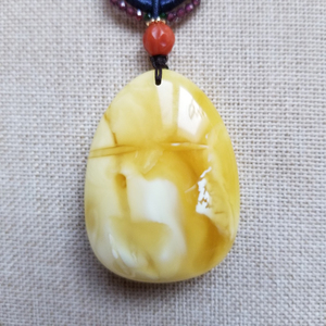 随缘琥珀波罗的海天然原矿无优化俄料精品金绞白蜜蜡原创吊坠女款