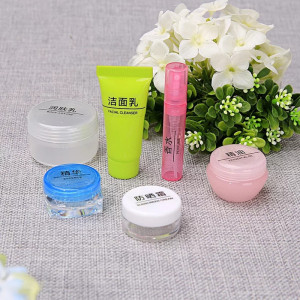 分装瓶不干胶贴纸透明贴防水防撕烂化妆品瓶子标签护肤标签可定制