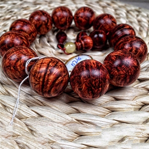 海南黄花梨百年油梨老料2.0cm孔雀纹水波无毛孔1号男女配饰手串