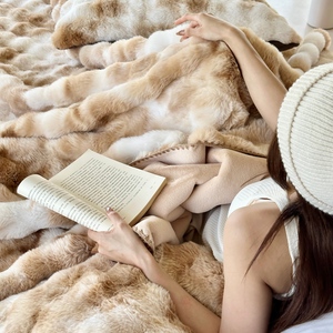 北欧轻奢兔绒毛毯被子加厚保暖冬季毯子休闲毯沙发卧室盖毯午睡毯