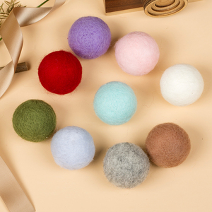5cm羊毛毡球diy小挂件圣诞树装饰品材料 韩国流行 10色入彩球