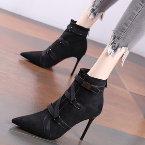 时尚交叉绑带马丁靴女2020年新款性感细跟高跟鞋气质百搭尖头短靴