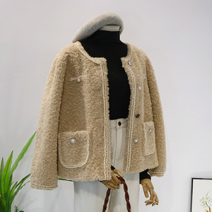 小香风羊剪绒外套女短款皮毛一体羊羔绒毛毛颗粒绒减龄皮草大衣冬