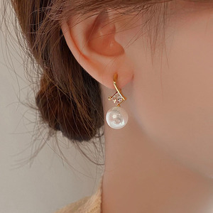 巴黎「设计师」DairColo水钻珍珠耳环新款气质耳扣小众设计耳饰女