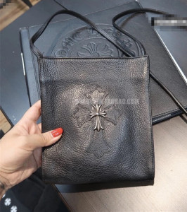 意大利进口牛皮克罗心925纯银十字架斜跨包男女款小背包单肩包