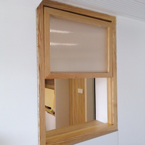 折叠窗推拉室内