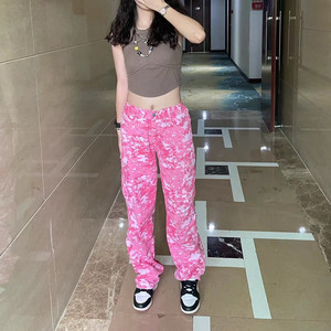 粉色迷彩裤女夏季薄款美式复古小众高腰显瘦宽松直筒休闲工装裤子