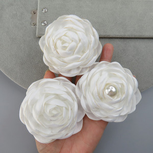 现货艺布立体山茶花烧边白色胸花胸针大气简约外套工作服搭配饰品