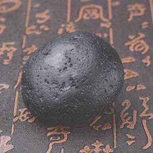 黑石头天然原石