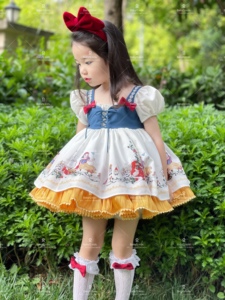｛白雪公主｝复古女童连衣裙2024春夏装新款公主气质可爱蓬蓬裙
