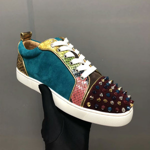 欧洲站潮流男鞋铆钉拼色休闲板鞋真皮低帮女鞋情侣红底鞋CL 1070