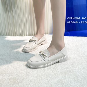 南王2022春秋新款软皮单鞋英伦风小皮鞋女鞋复古平底一脚蹬乐福鞋