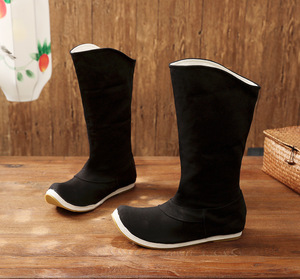 女搭配汉服古风红色婚鞋平底内增高翘头履古代中式婚礼男4人付款90