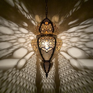 摩洛哥镂空雕花复古异域摩洛哥民宿特色餐厅咖啡厅酒店光影吊灯