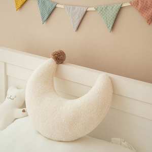 毛绒抱枕ins奶油风星月靠枕可爱床头装饰枕头创意沙发飘窗靠垫