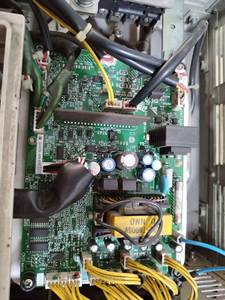 安川A1000变频器电源驱动板YPHT31624-1D原装拆