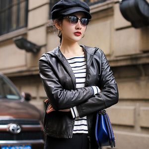 海宁春秋新款真皮皮衣女短款 绵羊皮连帽带帽皮夹克修身机车外套