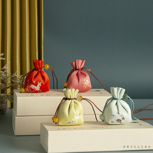 新品端午节香包 刺绣艾草驱蚊避疫香囊项链汉服古风挂饰荷包礼物