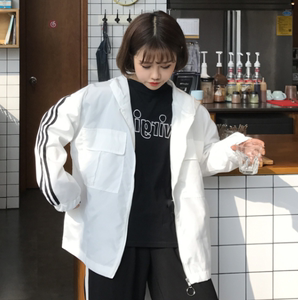 韩版风衣女装开学季短款学院风三条杠运动开衫连帽bf学生薄款外套