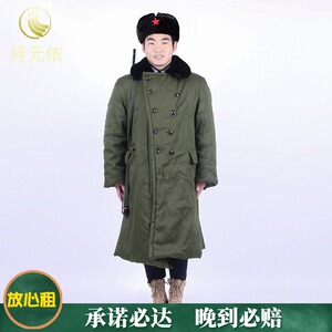 雷锋大衣出租红军帽五角星军绿怀旧加厚保暖棉大衣冬天护耳帽租赁