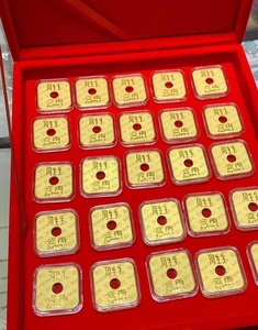 9小片周生生投资金块金条金粒0人付款7335.