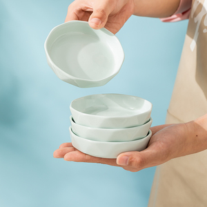 日式家用陶瓷调味碟酱油醋小碟子蘸料创意可爱的咸菜盘子菜盘餐具