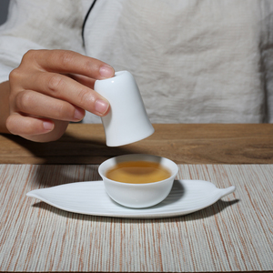 德化白瓷品茗杯闻香杯杯垫组合套装 茶艺表演留香杯套组