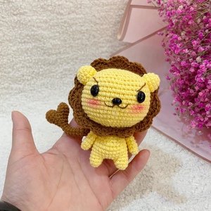 小狮子diy成品钩针毛线编织玩偶挂件手工制作针织网红礼物钥匙扣