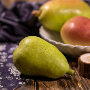 大连线梨儿童辅食孕妇水果新鲜当季5斤香蕉软梨太婆梨国产彩啤梨