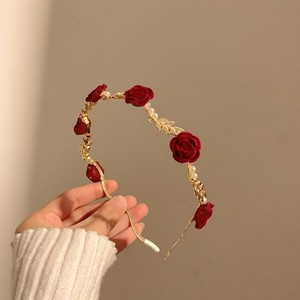 结婚用品回门红色头饰法式复古玫瑰花发箍实用高级感新娘发夹花朵