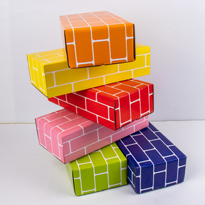 建构区纸板玩具