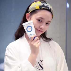 泰国ele牛奶洗面奶女男深层清洁毛孔补水保湿温和控油洁面乳