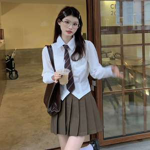 白色jk衬衫女不规则设计感春装2022新款学院风高级感显瘦长袖上衣