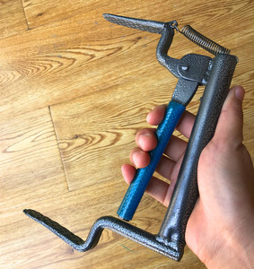 tb717255837淘宝不锈钢砖夹子省力加粗4块5块红砖弹簧夹砖神器多孔