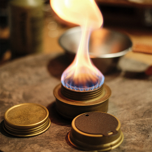 瑞典trangia黄铜酒精炉进口户外野营酒精燃烧器轻量便携酒精炉头