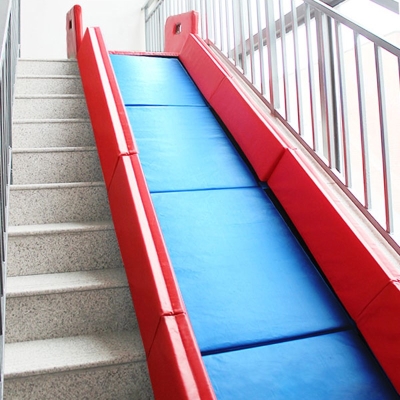 折叠滑梯软包楼道改装滑梯亲子设备楼梯滑梯二层楼家用幼儿园别墅