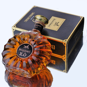 百瑞勇敢骑士xo白兰地 700ml 国产洋酒