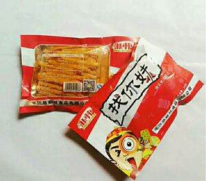 新林找你妹麻辣条零食辣片小吃8090怀旧零食香辣丝儿时回忆