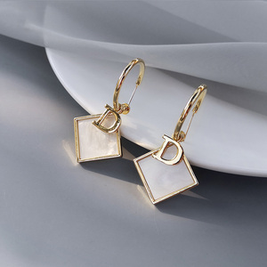 耳环几何图形菱形