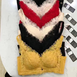 黑天鹅文胸旗舰店正品内衣6302美养胸罩无钢圈薄款收副乳大胸显小