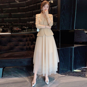 高端西装套装早春2022年新款小香风纱裙半身裙名媛气质御姐两件套