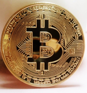 仿比特币美国bitcoin币金币外国币b特币外国硬币会销保险活动小