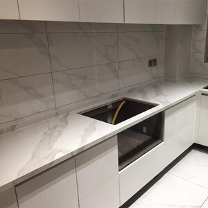 德利丰岩板厨房台面橱柜背景墙餐桌定制进口拉米娜中岛台加工厂店